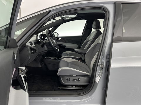 Volkswagen ID.3 First Max 58 kWh [ 3-Fase-11kW ] {SOH-92%} (INCL-BTW) *PANO | HEAD-UP | ADAPTIVE-CRUISE | FULL-LED | BLINDSPOT | CAMERA | KEYLESS | MICROFIBRE | AMBIENTLIGHT | NAVI-FULLMAP | DAB+ | ECC | HEATED-SPORTSEATS | DIGI-COCKPIT | 20"ALU*