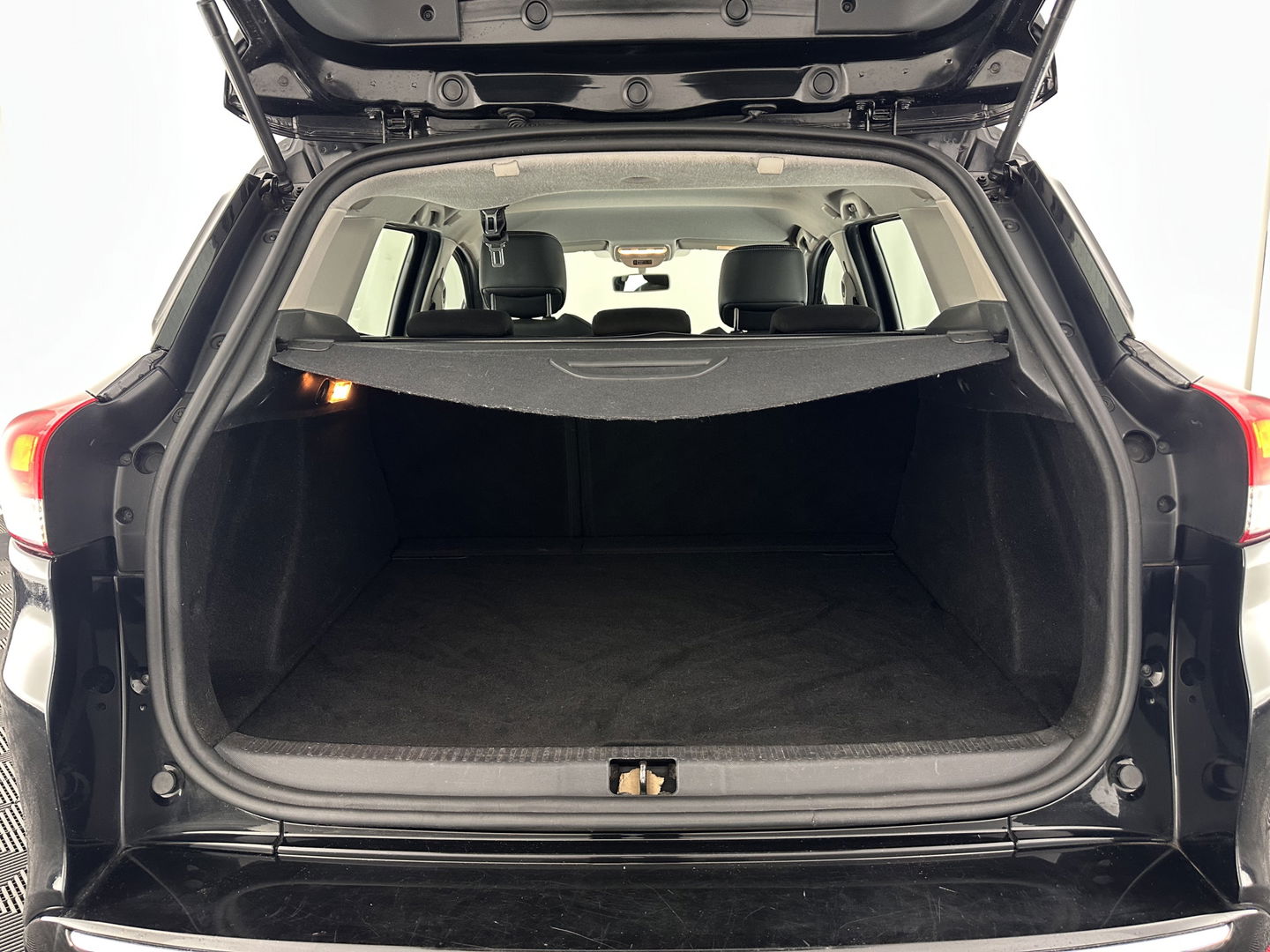 Renault Clio Estate 0.9 TCe Expression *NAVI-FULLMAP | COMFORTSEATS | AIRCO | CRUISE | PDC | TOWBAR | 16''ALU *