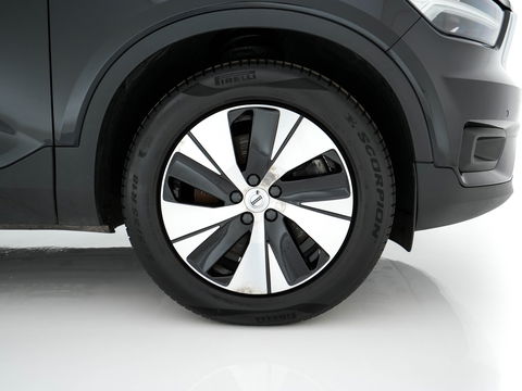 Volvo XC40 1.5 T5 Recharge Business Pro ( Plug-In ) (INCL-BTW)  Aut.*NAVI-FULLMAP | DIGI-COCKPIT | KEYLESS | DAB | HEATED-SPORTSEATS | FULL-LED | ADAPTIVE-CRUISE | CAMERA | ECC | TOWBAR | 18'' ALU*