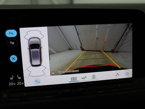 Volkswagen Golf 1.5 eTSI Style | Stoelverwarming | Trekhaak | Camera | Stuurverwarming | Memory | Sfeerverlichting | Carplay | Navigatie | Adaptive cruise | Parkeerhulp | Climate control