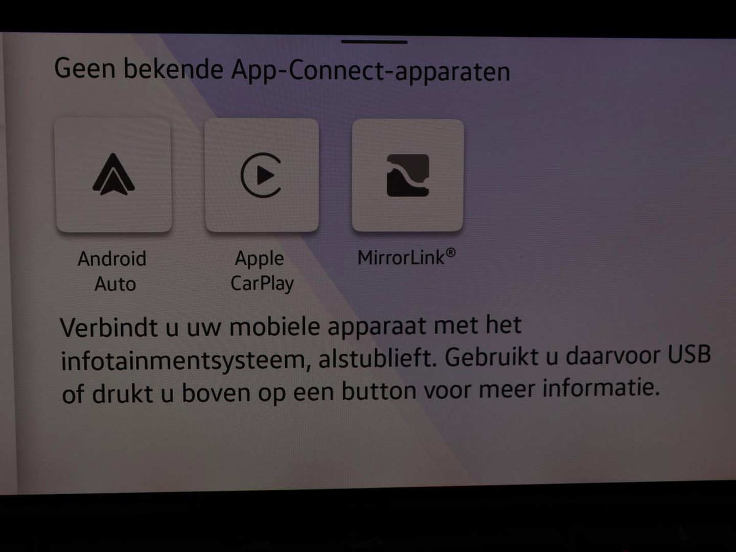 Volkswagen Golf 1.5 eTSI Style | Stoelverwarming | Trekhaak | Camera | Stuurverwarming | Memory | Sfeerverlichting | Carplay | Navigatie | Adaptive cruise | Parkeerhulp | Climate control