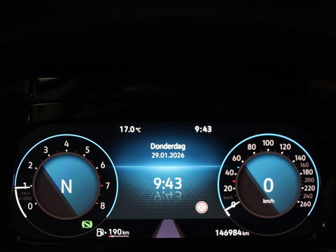 Volkswagen Golf 1.5 eTSI Style | Stoelverwarming | Trekhaak | Camera | Stuurverwarming | Memory | Sfeerverlichting | Carplay | Navigatie | Adaptive cruise | Parkeerhulp | Climate control