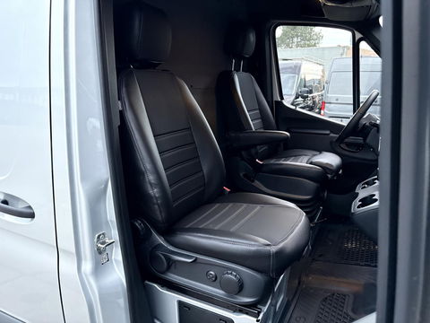 Mercedes-Benz Sprinter 319 CDI L2H2 BPM VRIJ | 4x4 | Chauffeursstoel | CAMERA |