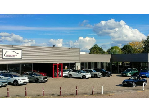 Tesla Model 3 LONG RANGE AWD 75kWh/ NIEUW MODEL/ SOH 93%/ ELEKT. ACHTERKLEP/ WARMTEPOMP