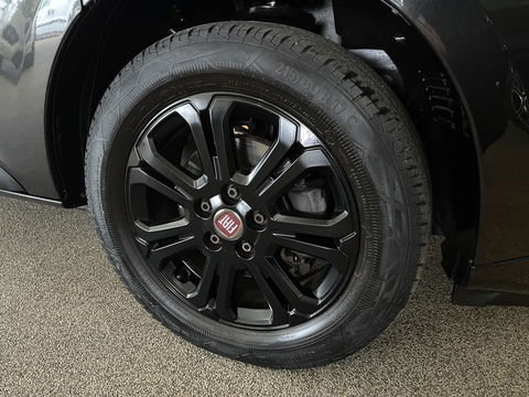 Fiat Talento 2.0 MultiJet 170pk automaat L2H1 SX DC 5 persoons / vaste prijs rijklaar € 21.950 ex btw / lease vanaf € 358 / dubbele schuifdeur / airco / cruise / camera / navigatie / trekhaak !