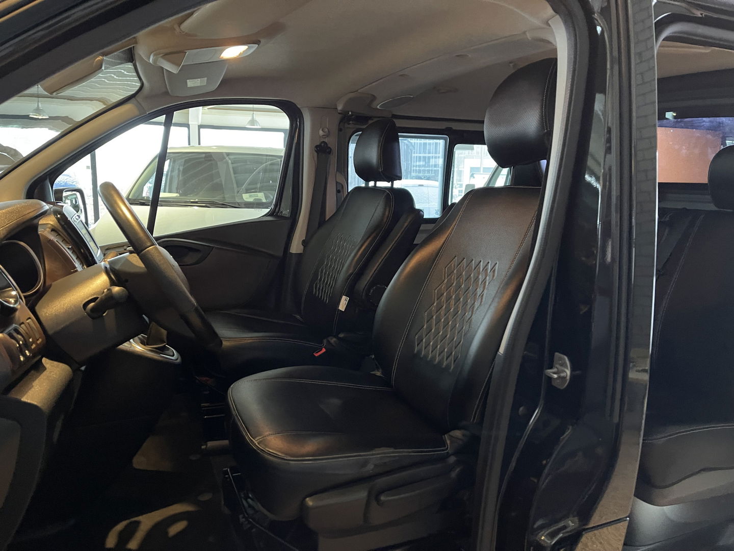 Fiat Talento 2.0 MultiJet 170pk automaat L2H1 SX DC 5 persoons / vaste prijs rijklaar € 21.950 ex btw / lease vanaf € 358 / dubbele schuifdeur / airco / cruise / camera / navigatie / trekhaak !