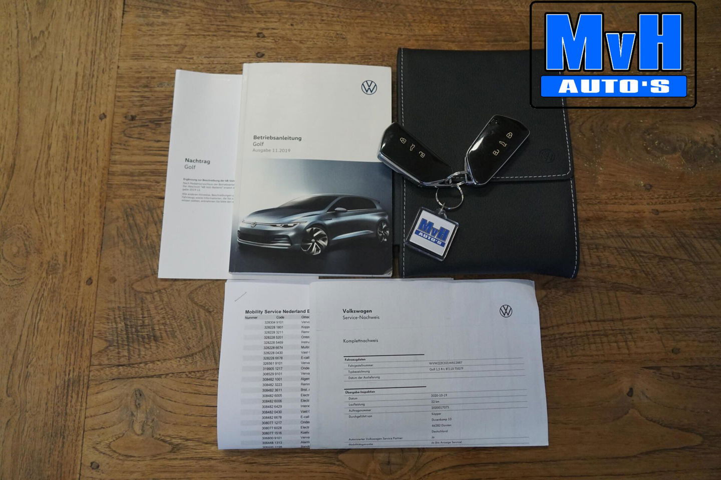 Volkswagen Golf 1.5 eTSI R-Line|PANO|IQ-LIGHT|SPORTSTOEL|LUXE!