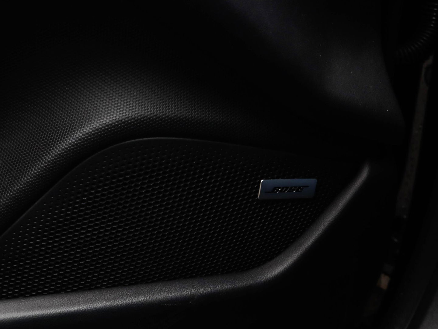 Porsche Taycan Performance 84 kWh 21'' Sport Chrono Panodak Sportstoelen Warmtepomp