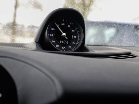 Porsche Taycan Performance 84 kWh 21'' Sport Chrono Panodak Sportstoelen Warmtepomp