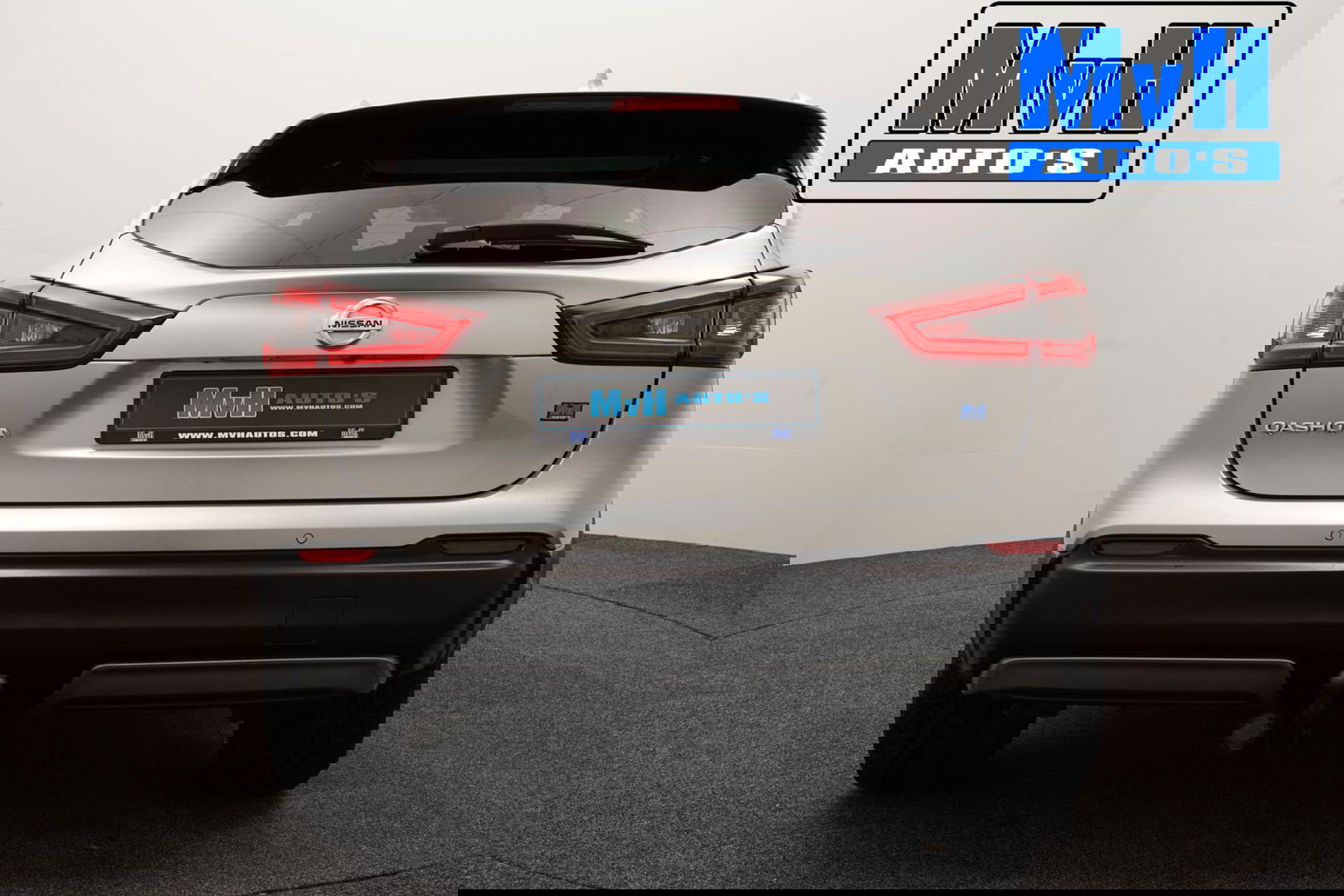 Nissan QASHQAI 1.3 DIG-T Business Edition|PANO|TREKH|CAMERA