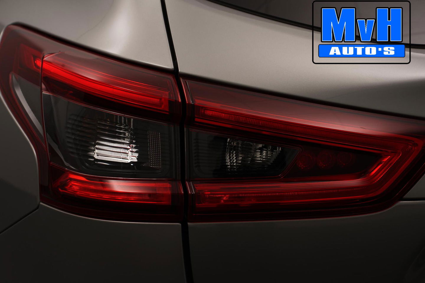 Nissan QASHQAI 1.3 DIG-T Business Edition|PANO|TREKH|CAMERA