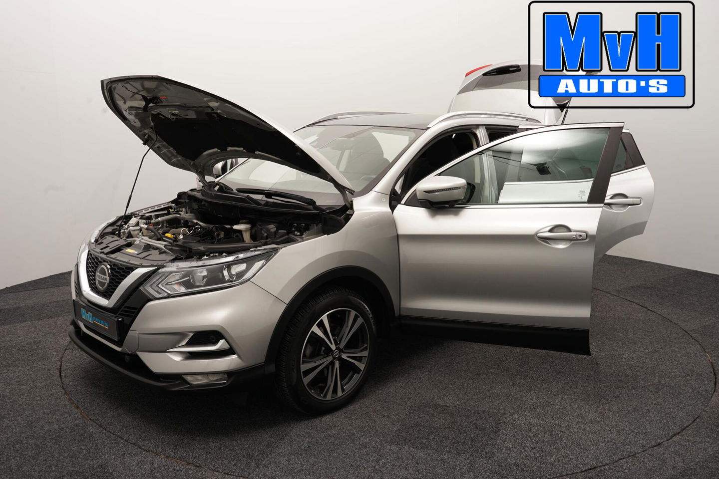 Nissan QASHQAI 1.3 DIG-T Business Edition|PANO|TREKH|CAMERA