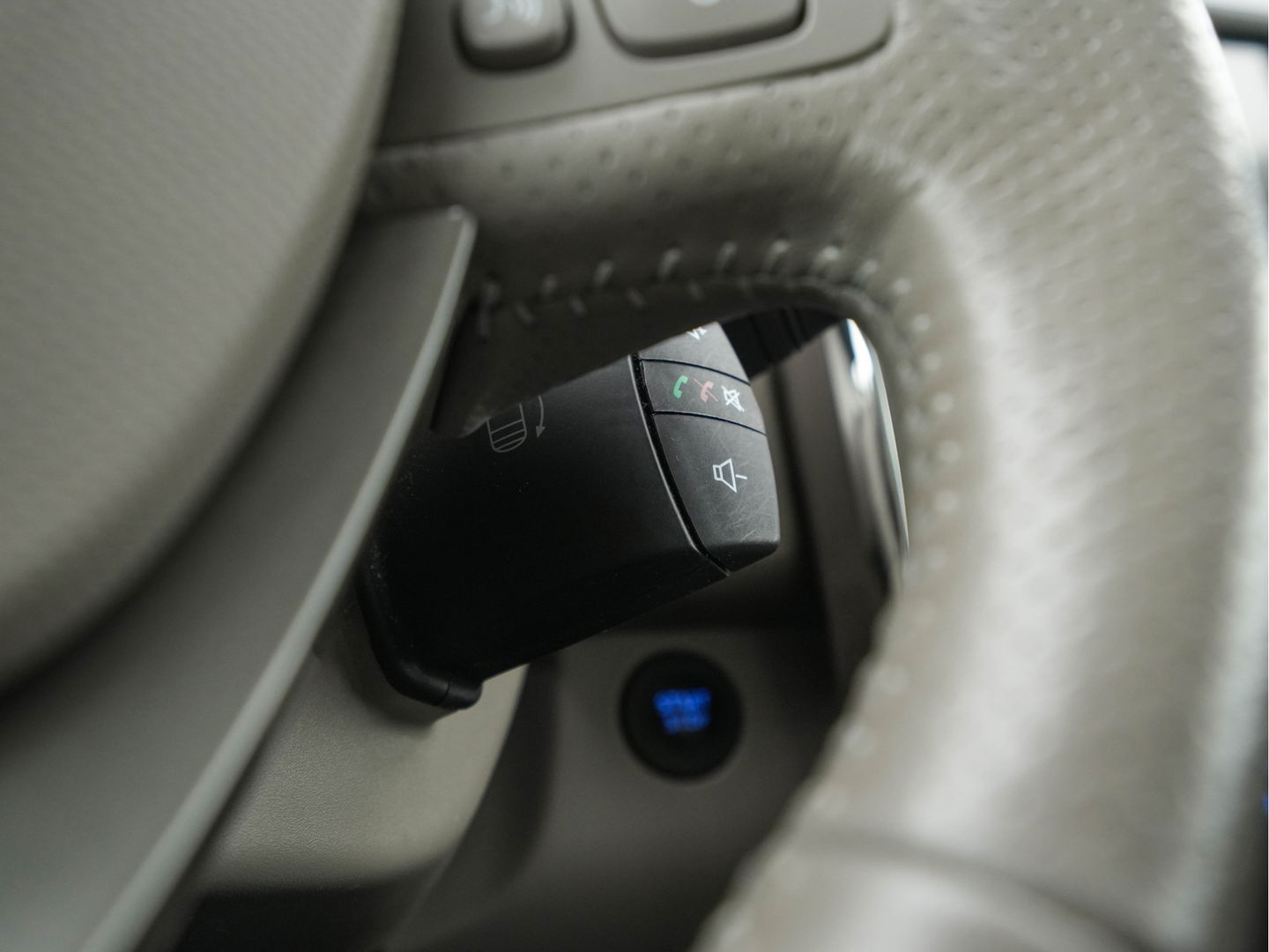 Renault ZOE R110 Bose 41 kWh (inclusive-Battery) (3-Fase-22kW){SOH-85%} Aut.*LEATHER | BOSE-AUDIO | KEYLESS | CRUISE |  NAVI-FULLMAP | CAMERA | DIGI-COCKPIT | HEATED-COMFORTSEATS | ECC | PDC | FULL-LED | PRIVACYGLASS | 17"ALU*