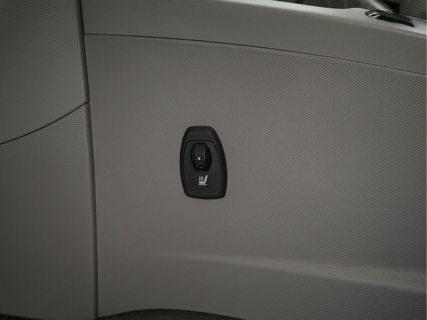 Renault ZOE R110 Bose 41 kWh (inclusive-Battery) (3-Fase-22kW){SOH-85%} Aut.*LEATHER | BOSE-AUDIO | KEYLESS | CRUISE |  NAVI-FULLMAP | CAMERA | DIGI-COCKPIT | HEATED-COMFORTSEATS | ECC | PDC | FULL-LED | PRIVACYGLASS | 17"ALU*