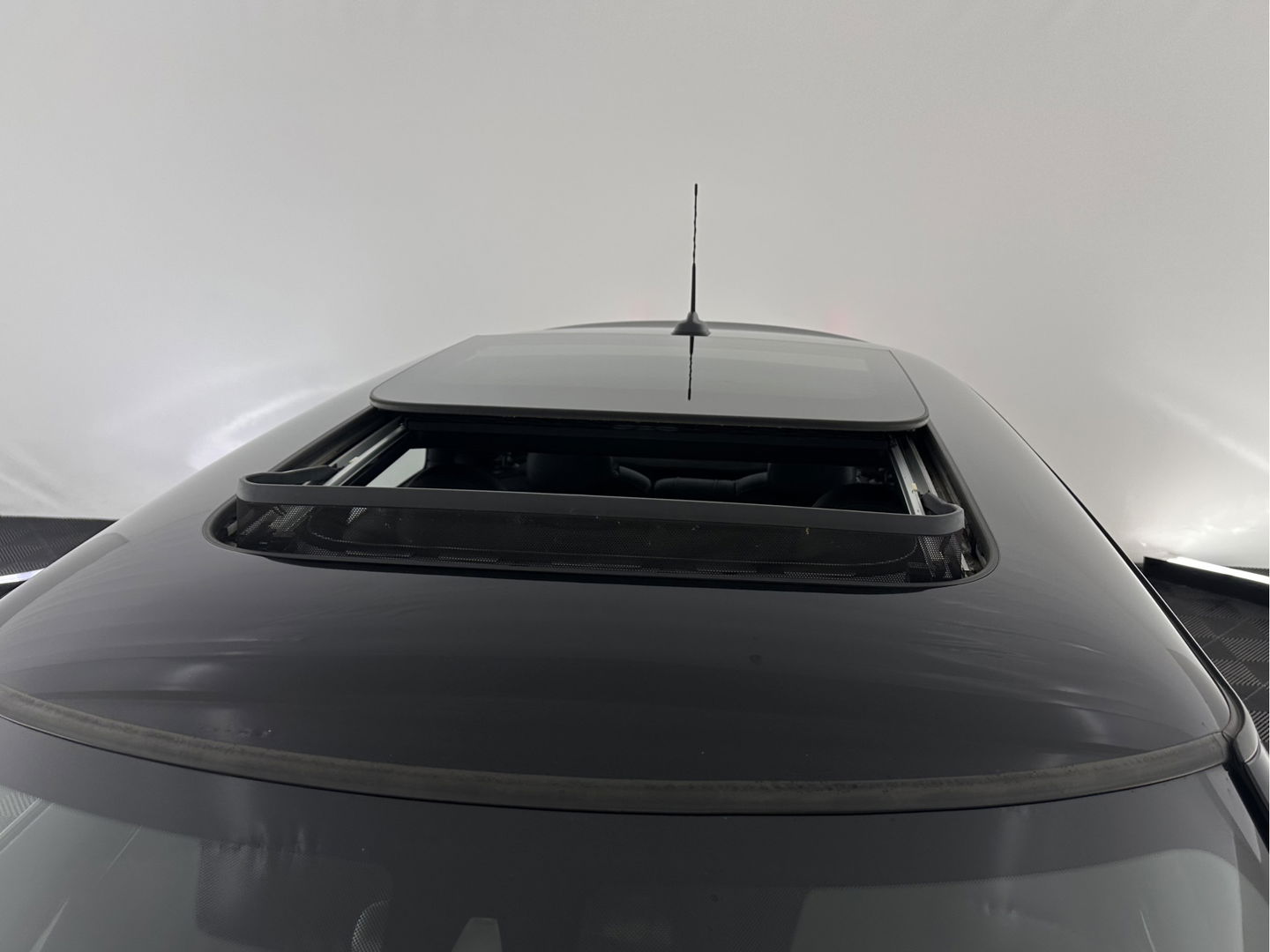 MINI Mini Electric Yours 33 kWh [ 3-Fase-11kW ] {SOH-100%} (INCL-BTW) Aut.* HEATPUMP | PANO | LEATHER | DIGI-COCKPIT | HEAD-UP | FULL-LED | NAVI-FULLMAP | HEATED-SPORTSEATS | DAB | CRUISE | HARMAN/KARDON | CAMERA | KEYLESS | AMBIENTLIGHT | 17"ALU*