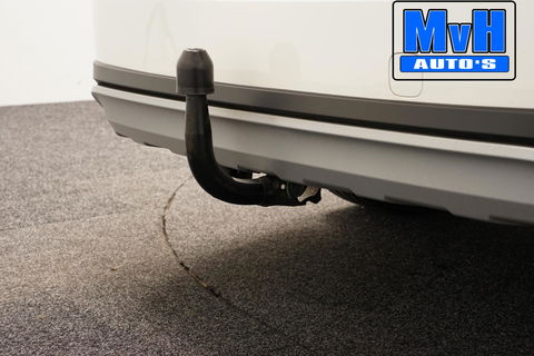 Toyota Corolla Touring Sports 1.8 Hybrid Trek|TREKHAAK|LUXE!