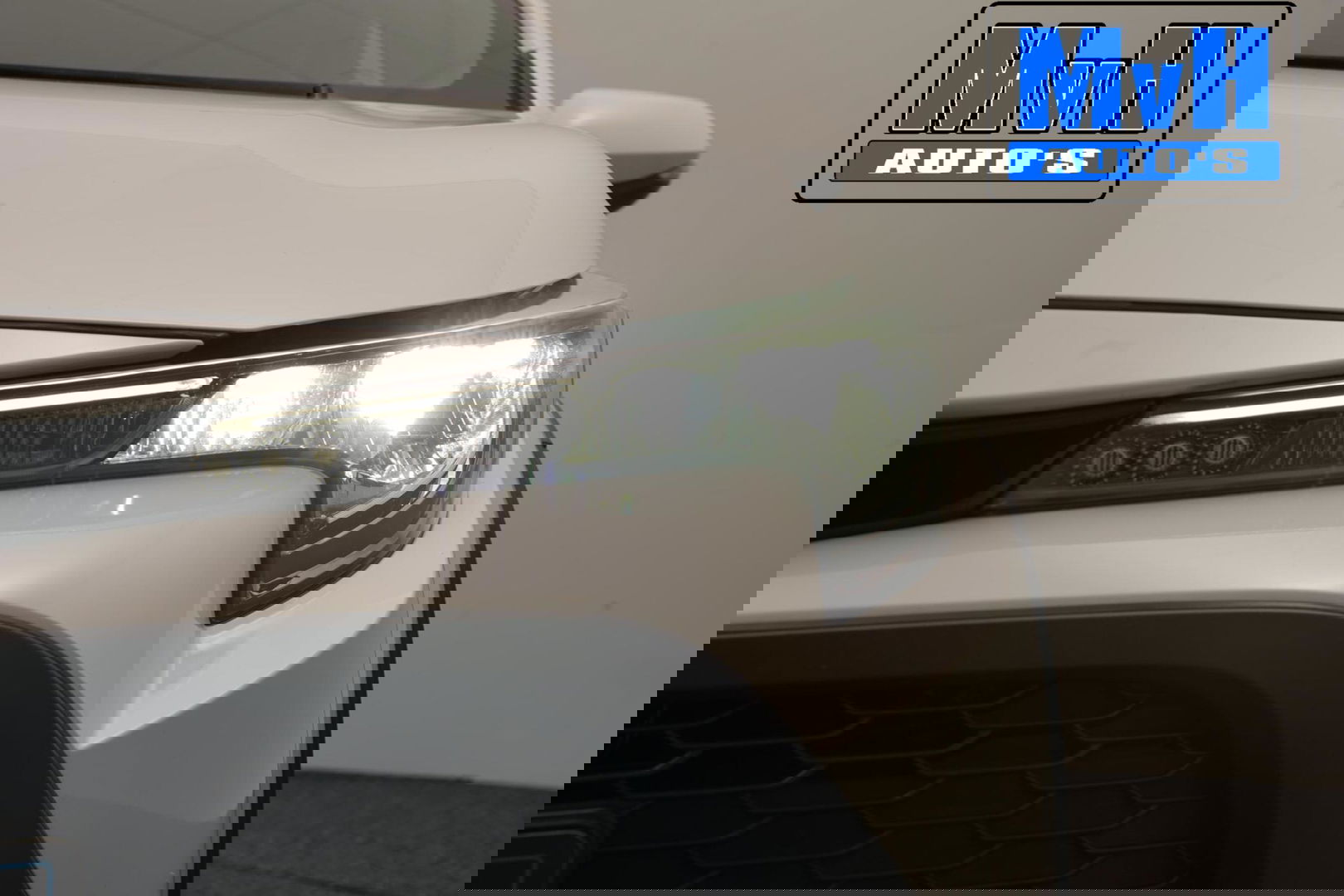 Toyota Corolla Touring Sports 1.8 Hybrid Trek|TREKHAAK|LUXE!