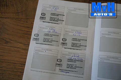 Toyota Corolla Touring Sports 1.8 Hybrid Trek|TREKHAAK|LUXE!