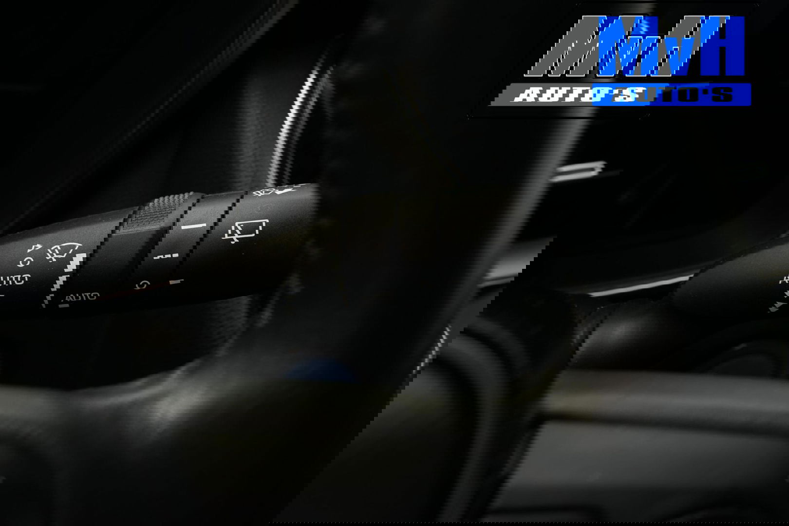 Toyota Corolla Touring Sports 1.8 Hybrid Trek|TREKHAAK|LUXE!