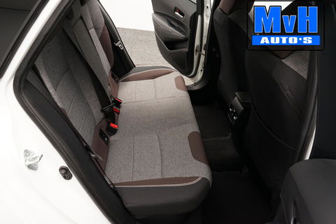 Toyota Corolla Touring Sports 1.8 Hybrid Trek|TREKHAAK|LUXE!