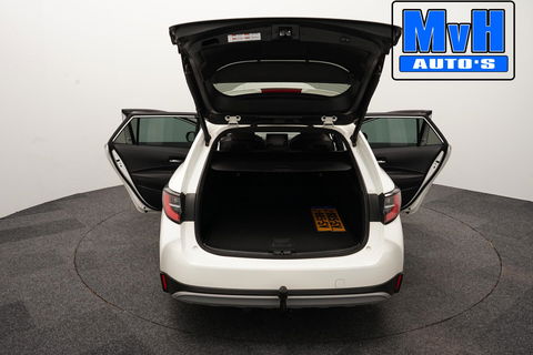 Toyota Corolla Touring Sports 1.8 Hybrid Trek|TREKHAAK|LUXE!