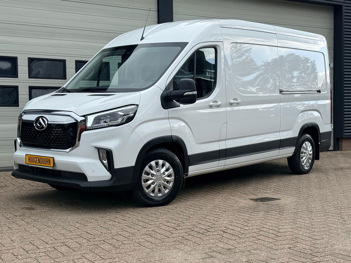 Maxus eDeliver 9 89 kWh SoH 98 % L3H2 - 2025 Links + Rechts Schuifdr.. - AC + DC Laden