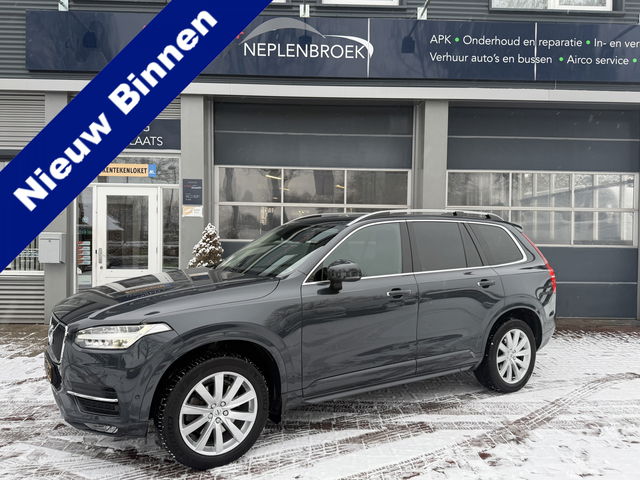 Volvo XC90 - 2.0 T5 AWD Momentum 7 pers Trekhaak/Leder/Navi/19Inch Vakantie klaar !!