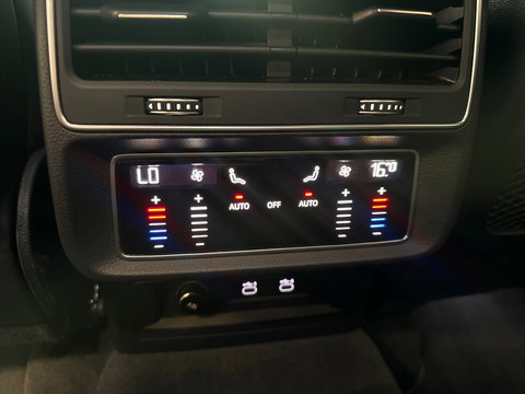 Audi RSQ8 4.0 TFSI quattro Pano|Keramisch|HuD|B&O|360Cam|VOL