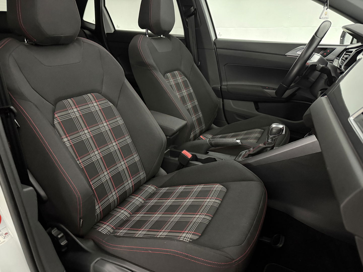 Volkswagen Polo 2.0 TSI GTI | 200PK | Pano | Virtual | Clima | Adap. Cruise | Navi | Stoelverw. | Parkeersens.