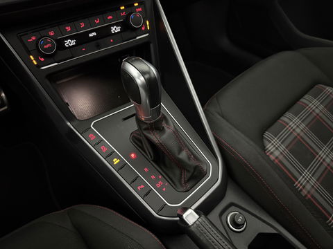 Volkswagen Polo 2.0 TSI GTI | 200PK | Pano | Virtual | Clima | Adap. Cruise | Navi | Stoelverw. | Parkeersens.