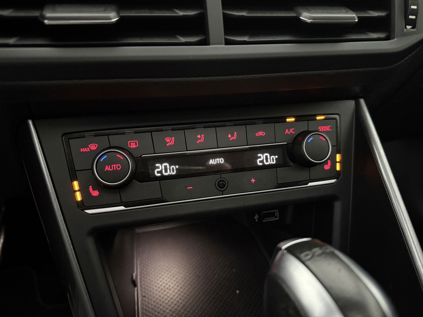 Volkswagen Polo 2.0 TSI GTI | 200PK | Pano | Virtual | Clima | Adap. Cruise | Navi | Stoelverw. | Parkeersens.