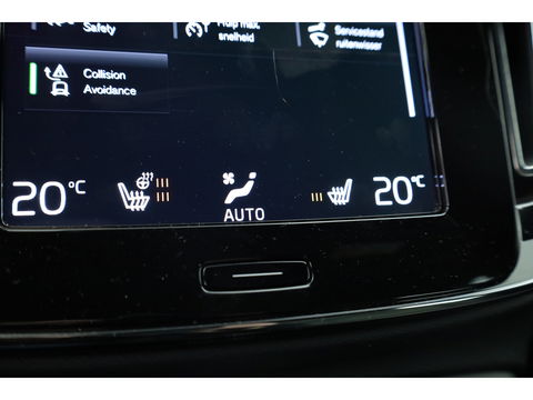 Volvo XC40 1.5 T4 Plug-in hybrid Plus Bright | Facelift | Elek. stoelen | Stoel & stuurverw. | CarPlay | H&K |