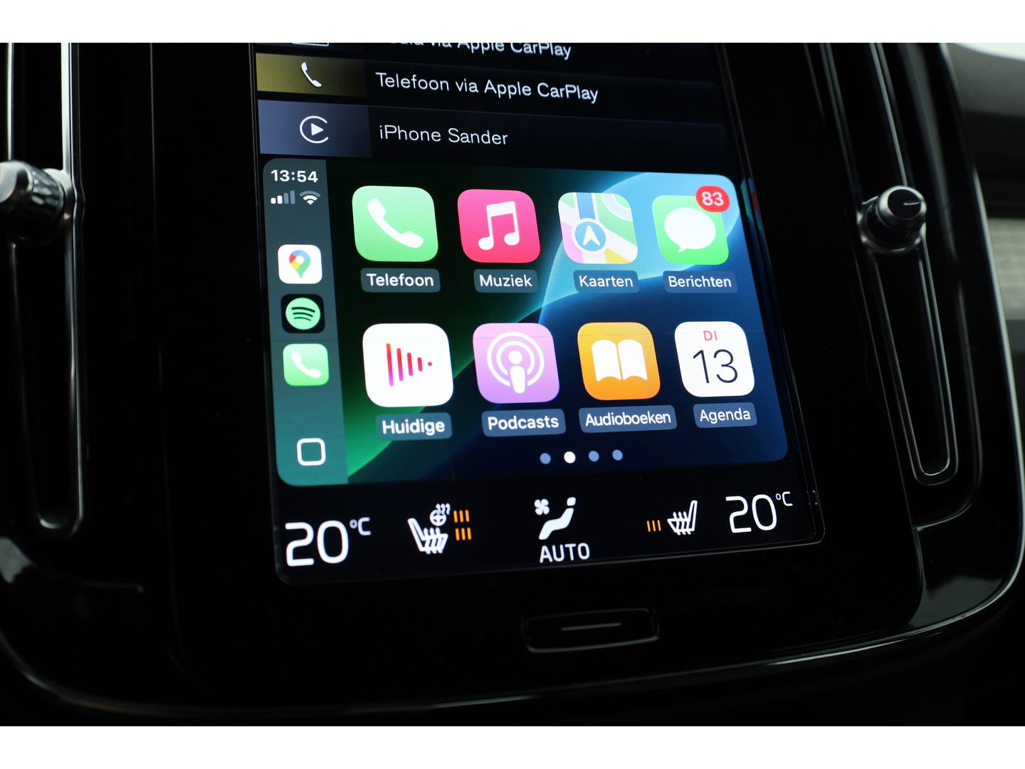 Volvo XC40 1.5 T4 Plug-in hybrid Plus Bright | Facelift | Elek. stoelen | Stoel & stuurverw. | CarPlay | H&K |