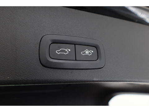 Volvo XC40 1.5 T4 Plug-in hybrid Plus Bright | Facelift | Elek. stoelen | Stoel & stuurverw. | CarPlay | H&K |