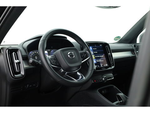 Volvo XC40 1.5 T4 Plug-in hybrid Plus Bright | Facelift | Elek. stoelen | Stoel & stuurverw. | CarPlay | H&K |