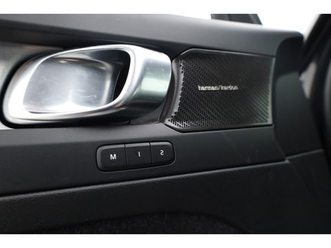 Volvo XC40 1.5 T4 Plug-in hybrid Plus Bright | Facelift | Elek. stoelen | Stoel & stuurverw. | CarPlay | H&K |