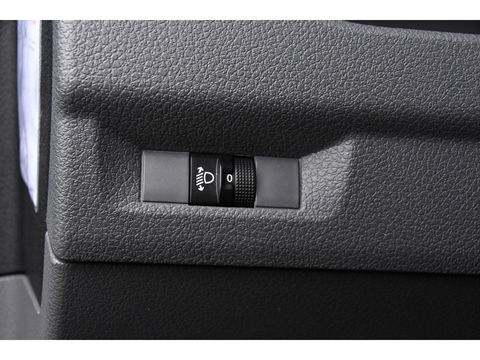 Toyota ProAce Worker 2.0 L3 DC PB Edition Camera, Cruise, Carplay, Clima, 177pk, Automaat, 2 x Schuifdeur, Keyless, NAVI, Uniek!