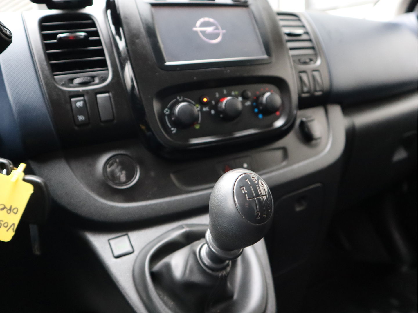 Opel Vivaro 1.6 CDTI Euro 6 - L2 Lang - Navi - Cruise - PDC - Leer