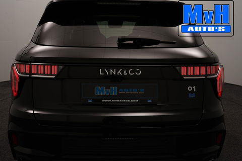 Lynk & Co 01 1.5 Plug-in Hybride|FULL BLACK XL|LEER|NAP|PANO