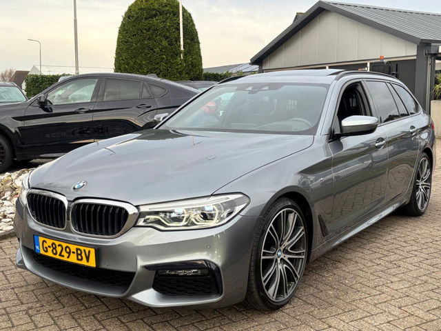 BMW 5 Serie - Touring 520i M-Pakket 2019 Panodak HUD Dealerauto