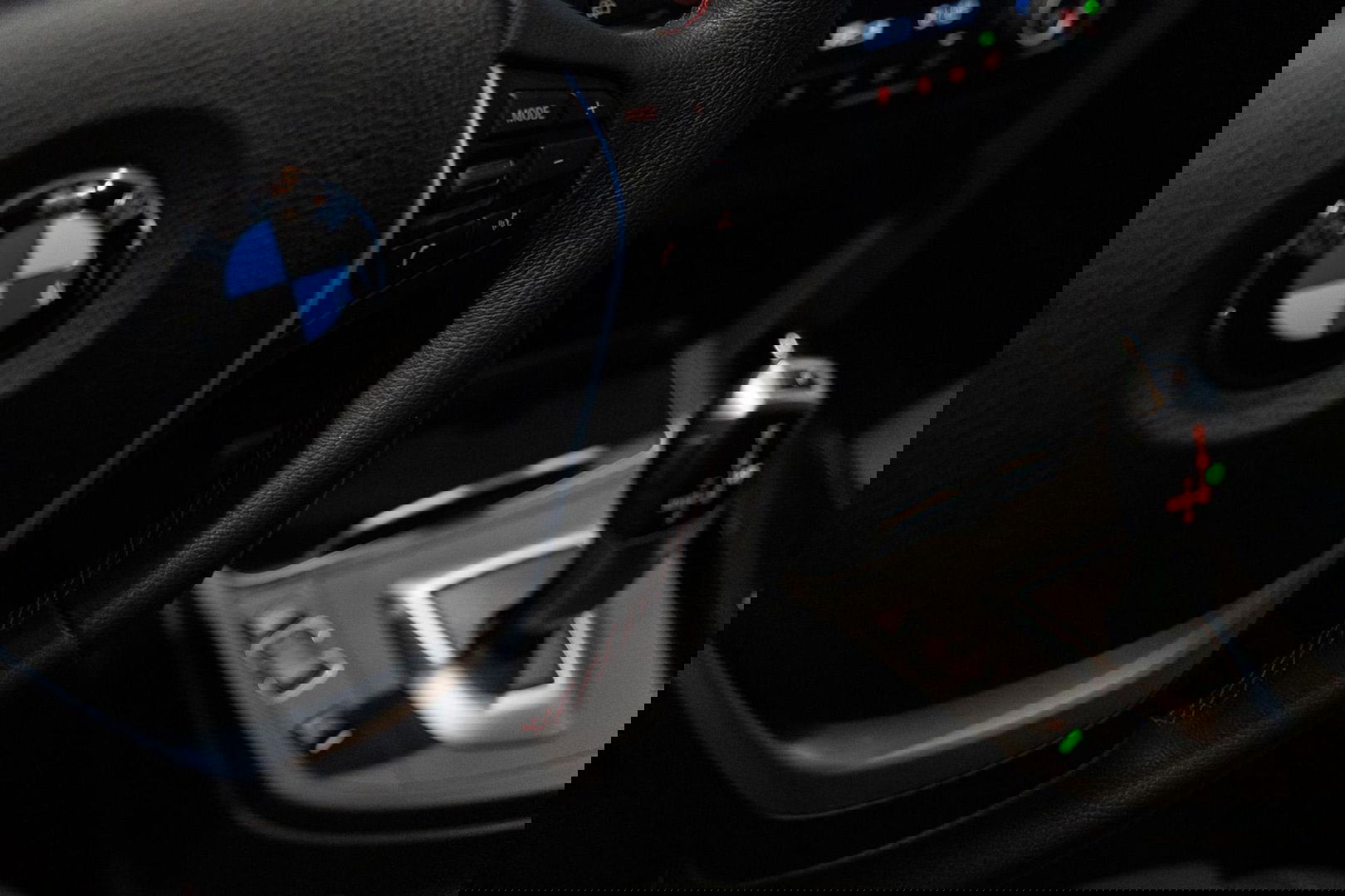 BMW 3 Serie Touring 320d M Sport Edition|1ste Eig|Panoramadak|Trekhaak|LED|EURO 6|Automaat|Sportstoel|Dealer Onderhouden