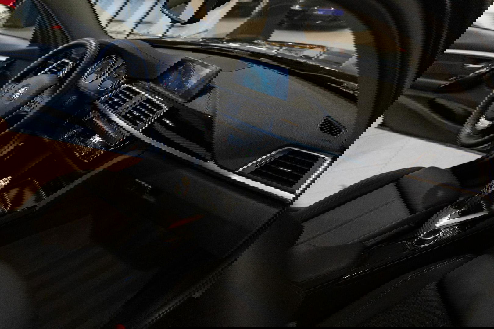 BMW 3 Serie Touring 320d M Sport Edition|1ste Eig|Panoramadak|Trekhaak|LED|EURO 6|Automaat|Sportstoel|Dealer Onderhouden