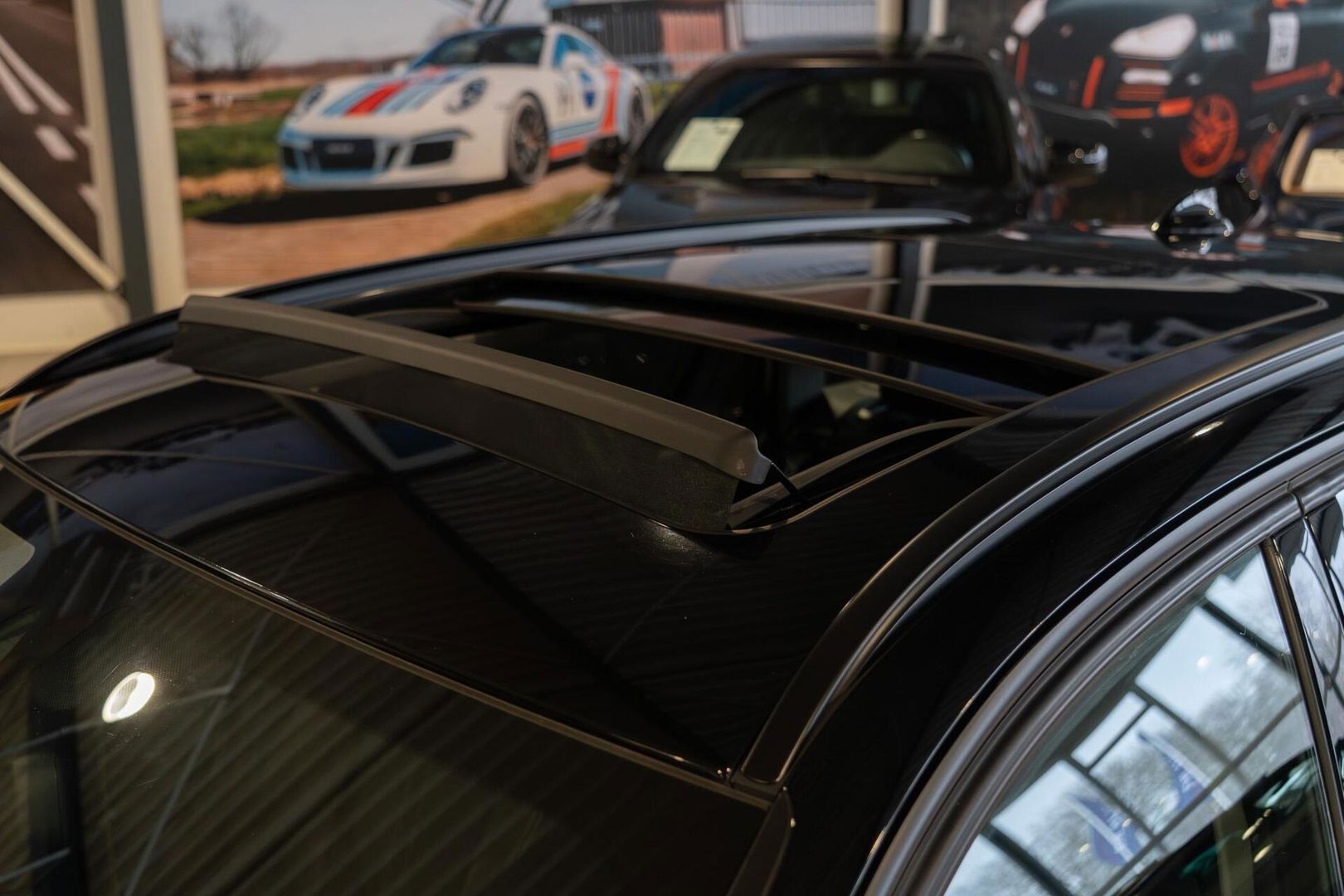 BMW 3 Serie Touring 320d M Sport Edition|1ste Eig|Panoramadak|Trekhaak|LED|EURO 6|Automaat|Sportstoel|Dealer Onderhouden