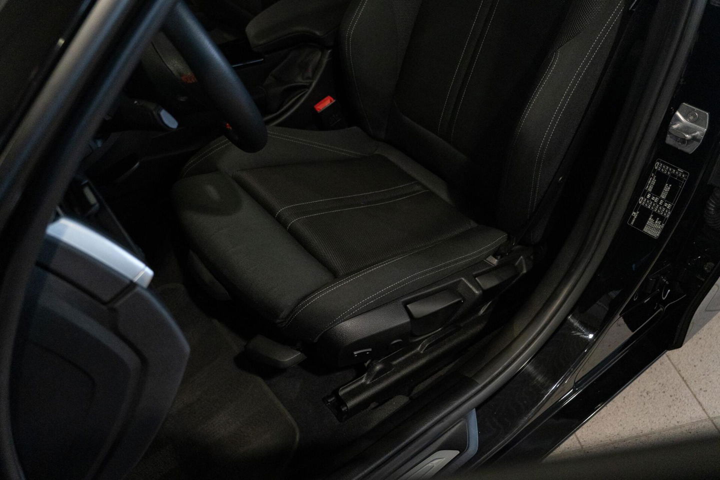 BMW 3 Serie Touring 320d M Sport Edition|1ste Eig|Panoramadak|Trekhaak|LED|EURO 6|Automaat|Sportstoel|Dealer Onderhouden