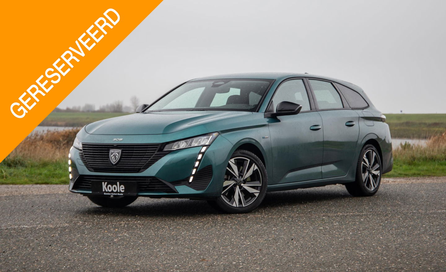 Peugeot 308 SW 1.6 HYbrid 180 Allure Pack Business AIRCO / CRUISE CONTROLE / CARPLAY / PLUG IN HYBRID / STOELVERWARMING