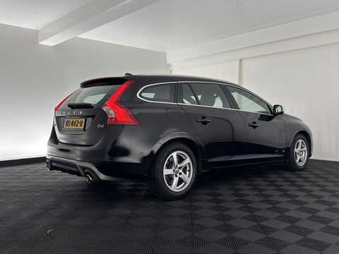 Volvo V60 2.0 D4 R-Design Business Aut *LEATHER-MICROFIBRE | XENON | NAVI-FULLMAP | ECC | PDC | CRUISE | 16''ALU*