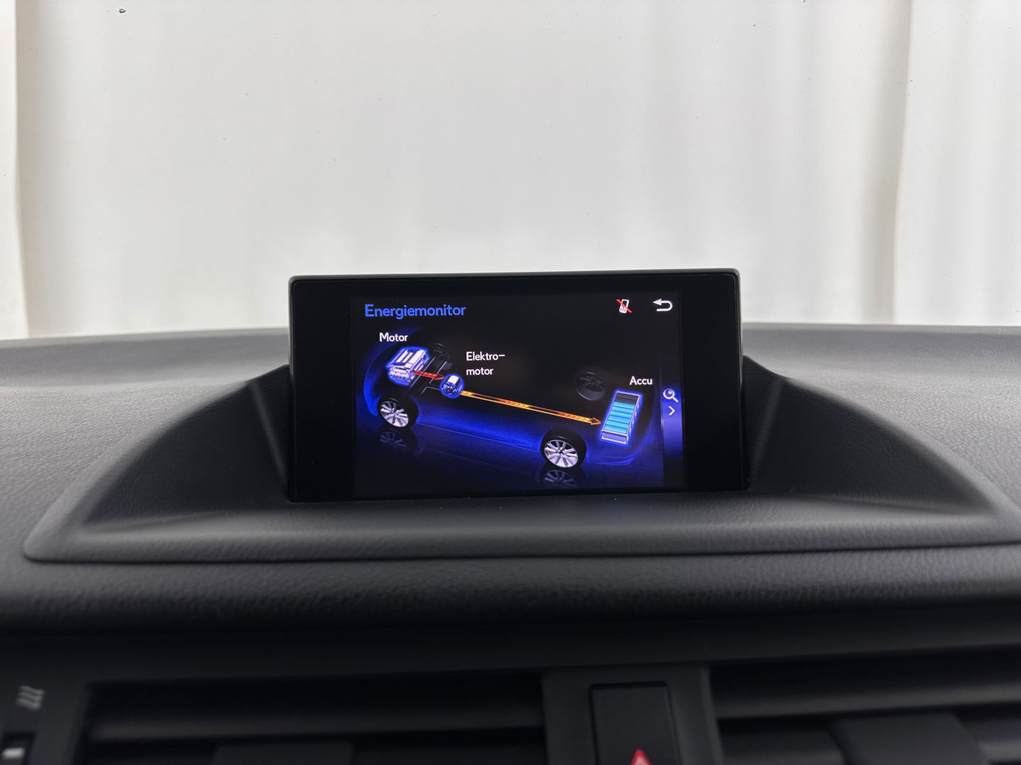 Lexus CT 200h Business Line Aut.*NAVI-FULLMAP | LEATHER | HEATED-COMFORTSEATS | CAMERA | PRIVACYGLASS | ECC | CRUISE | DIGI-COCKPIT | 16''ALU*