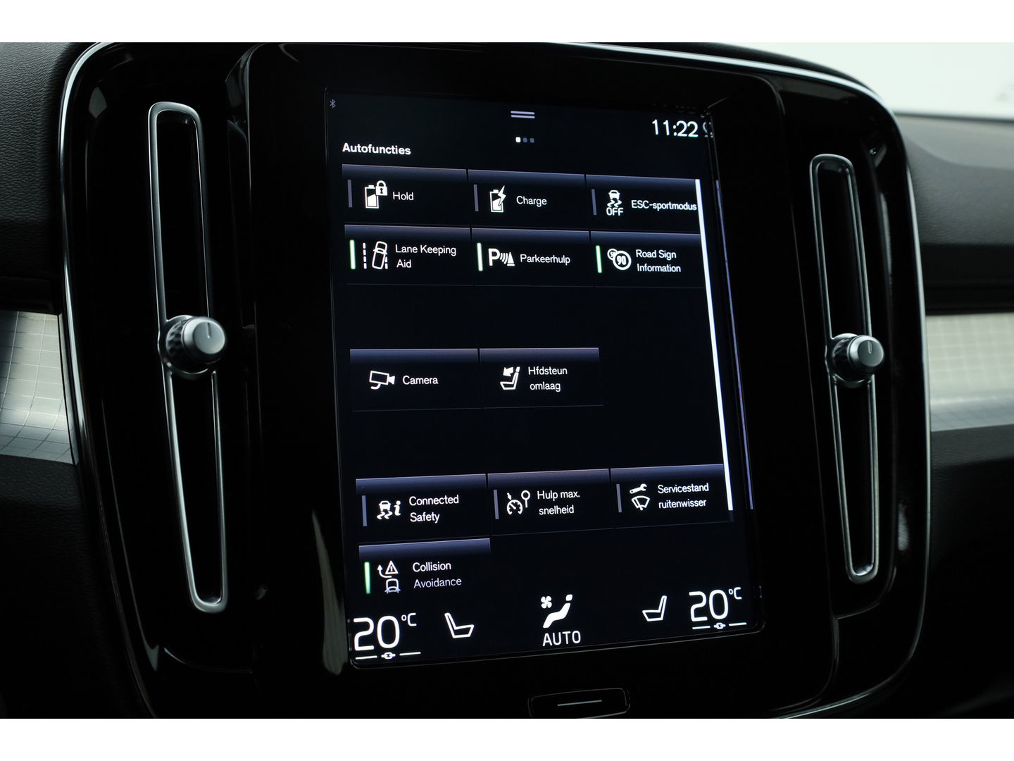 Volvo XC40 1.5 T4 Plug-in hybrid Plus Bright | Facelift | Elek. stoelen |  H&K Audio | Camera | Stoel + stuurverwarming | All season