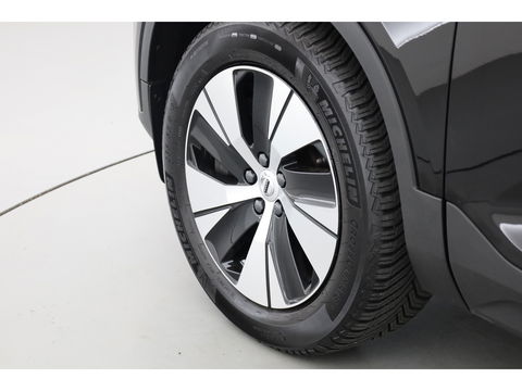 Volvo XC40 1.5 T4 Plug-in hybrid Plus Bright | Facelift | Elek. stoelen |  H&K Audio | Camera | Stoel + stuurverwarming | All season