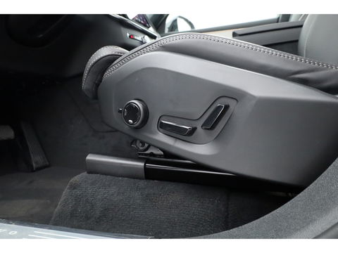 Volvo XC90 2.0 T8 Plug-in hybrid AWD Ultra Black Edition | luchtvering | Bowers & Wilkins | Massage | Blis | ACC | Pano| 360 Camera |